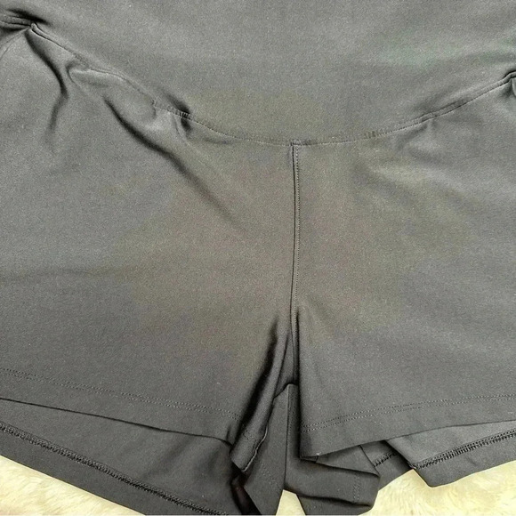 Old Navy Active Powersoft Yoga Shorts Black Pockets High Waist Size Medium - Picture 9 of 16